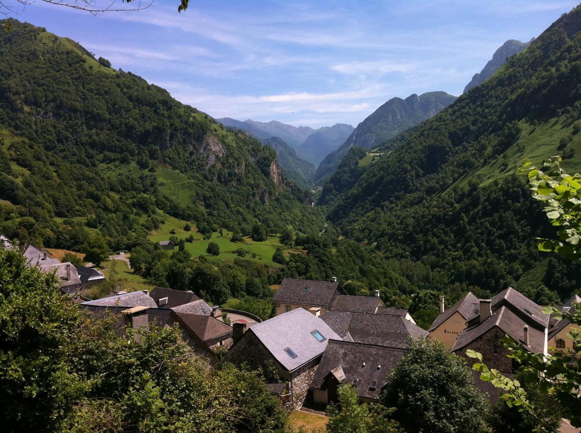 Auberge Toison D'Or Cette-Eygun Exteriör bild