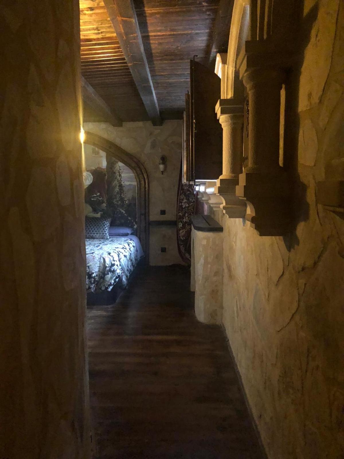 Auberge Toison D'Or Cette-Eygun Exteriör bild