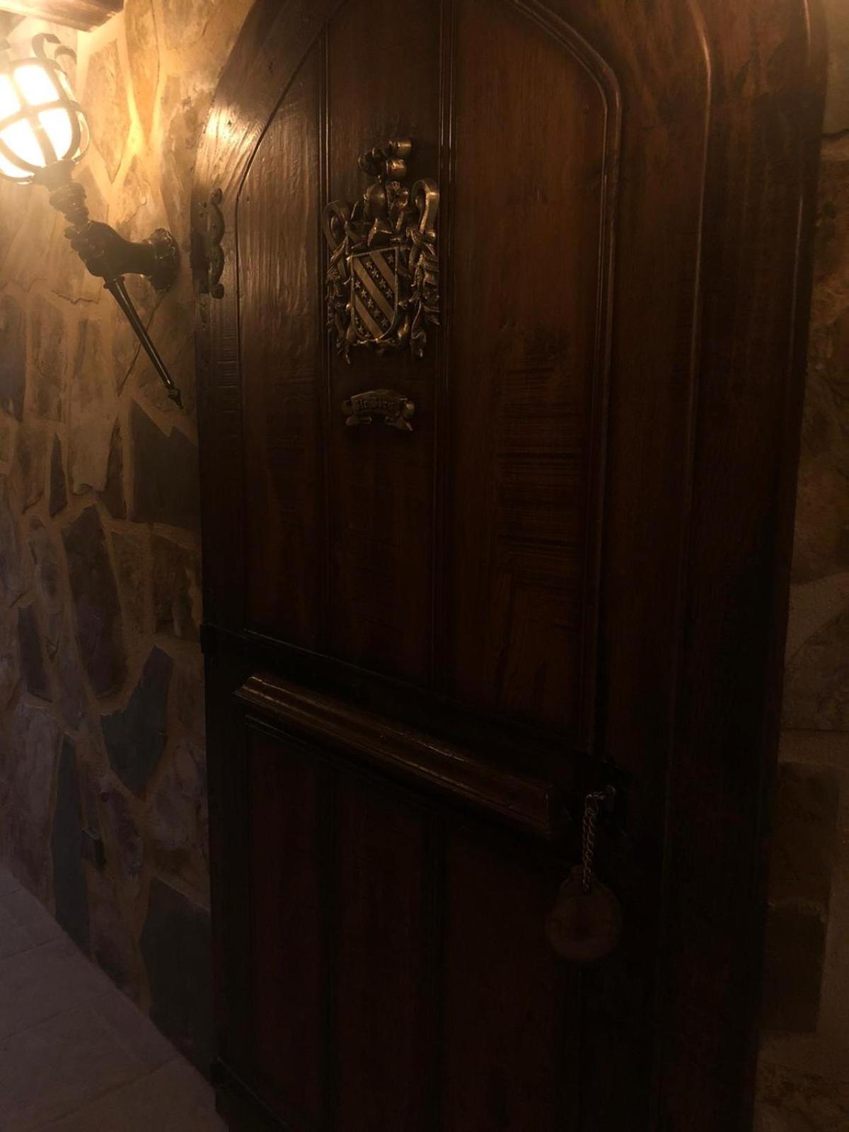 Auberge Toison D'Or Cette-Eygun Exteriör bild