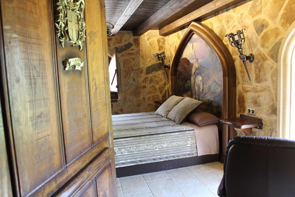 Auberge Toison D'Or Cette-Eygun Exteriör bild