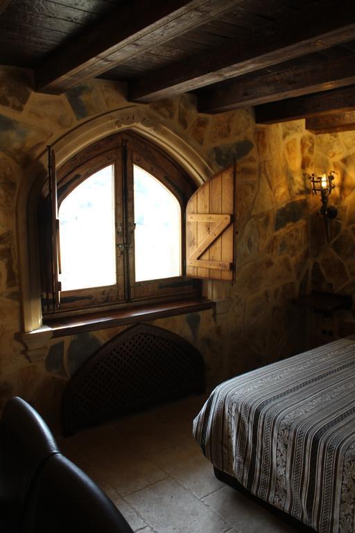 Auberge Toison D'Or Cette-Eygun Exteriör bild