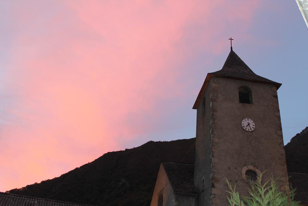 Auberge Toison D'Or Cette-Eygun Exteriör bild